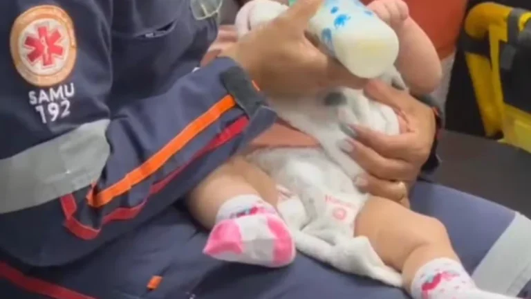 Casal é encontrado morto em casa mas a filha de 3 meses é resgatada com muita saúde; entenda